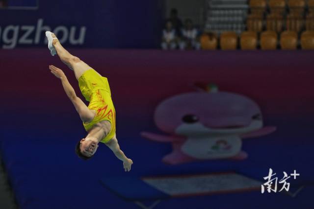 南方+ 姚志豪 拍摄