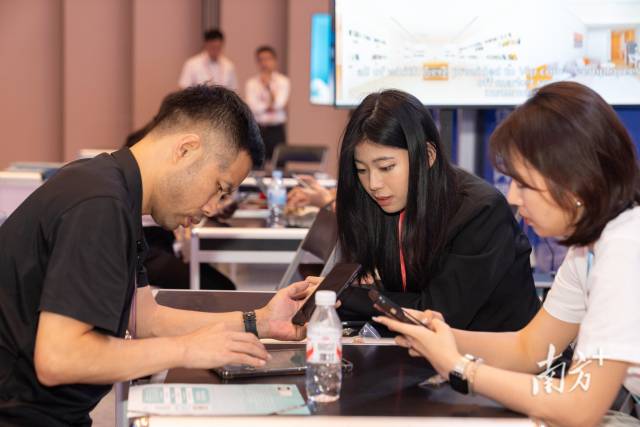 南方+ 钟志辉 拍摄