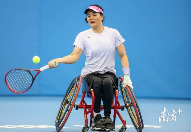    南方+ 钱文攀 拍摄