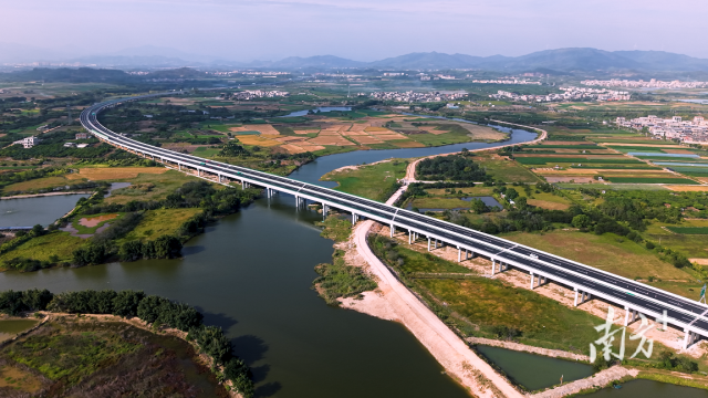 揭普惠高速公路南延线工程。