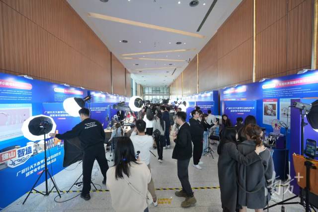 “广货行天下”春季行动启动仪式暨家电专场促销活动在佛山潭洲会展中心举行。