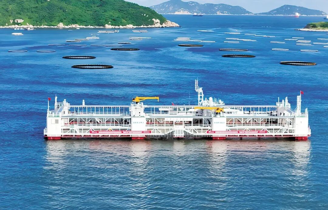 “格盛1号”深海养殖平台.jpg
