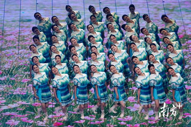 微信图片_20260809204825_93_124  南方+ 姚志豪 拍摄